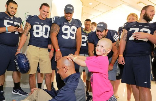 Athletes Contribute to Community